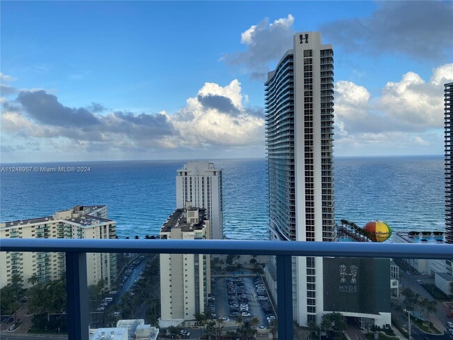 Foto del edificio - 4010 S Ocean Dr