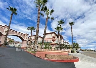 Building Photo - 2707 Lake Pointe Dr