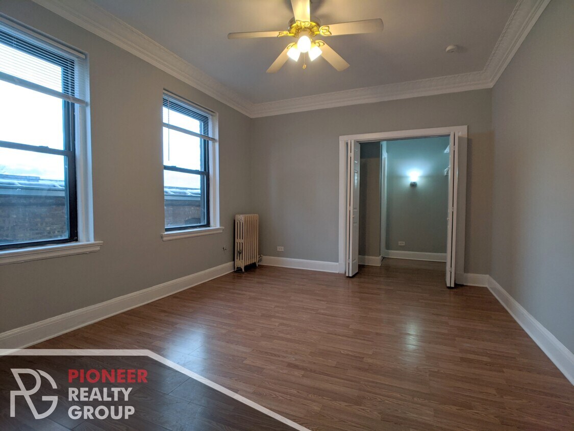 Foto principal - 3831 N Fremont St