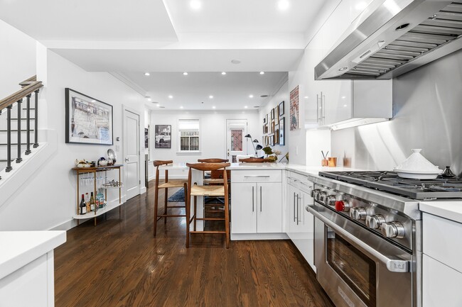 Photo - 348 Columbus Ave Apartment