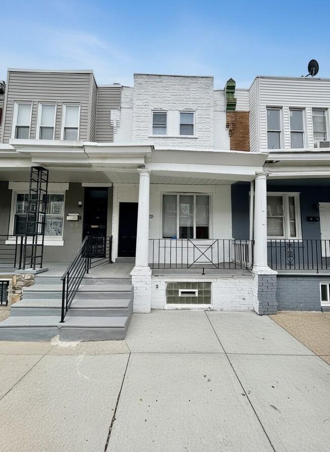 Photo - 2072 Pickwick St Apartment