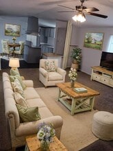 Building Photo - 3230 S Loop 1604 E