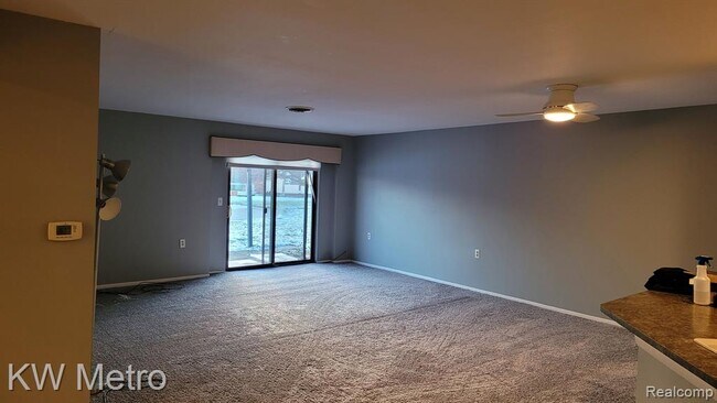 Foto del edificio - 29900 S Grand Oaks Dr