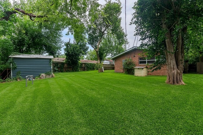 Building Photo - 6721 Stroud Dr