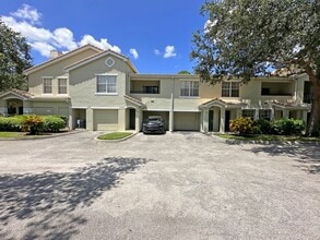 Building Photo - 108 SW Peacock Blvd