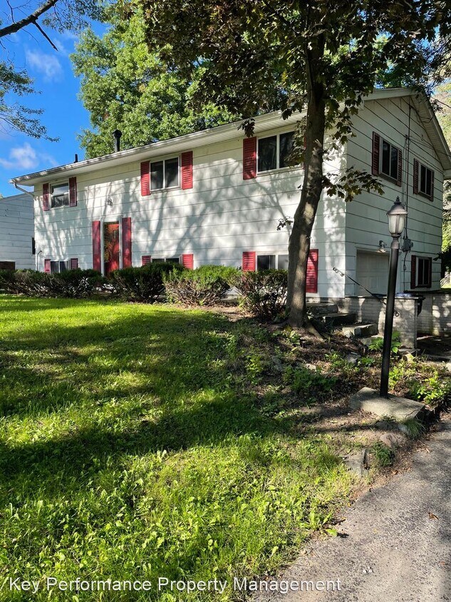 Primary Photo - 3 br, 2 bath House - 59 Kenwick Drive