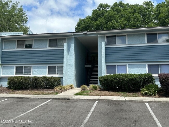 Foto del edificio - 12171 Beach Blvd