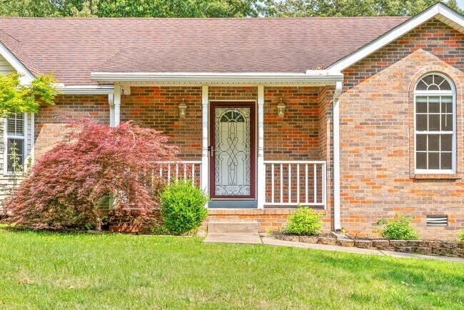 Foto del edificio - Pet Friendly Three Bedroom in Springfield!