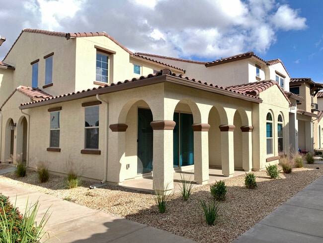 Building Photo - 3855 S McQueen Rd