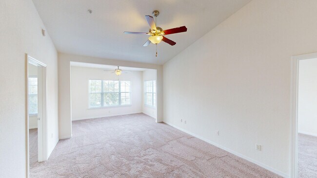 Interior Photo - Ashton at Waterford Lakes