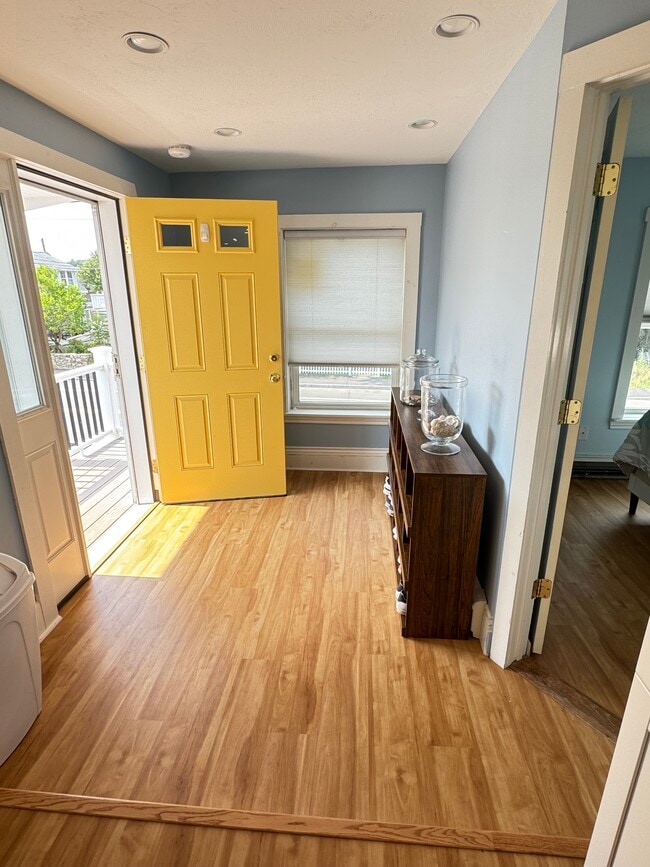 Entry way - 128 Atlantic Ave