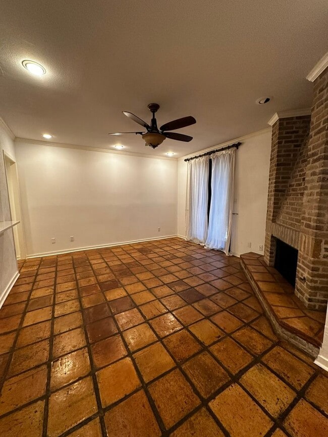 Building Photo - CLARKSVILLE -  WEST LYNN CONDO