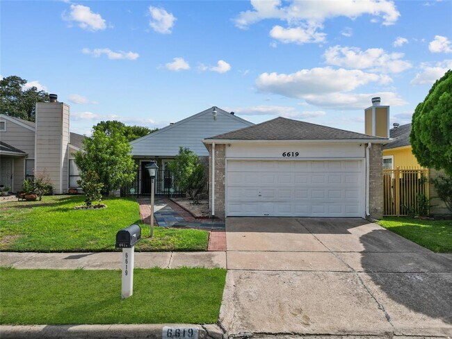 Building Photo - 6619 Grandvale Dr