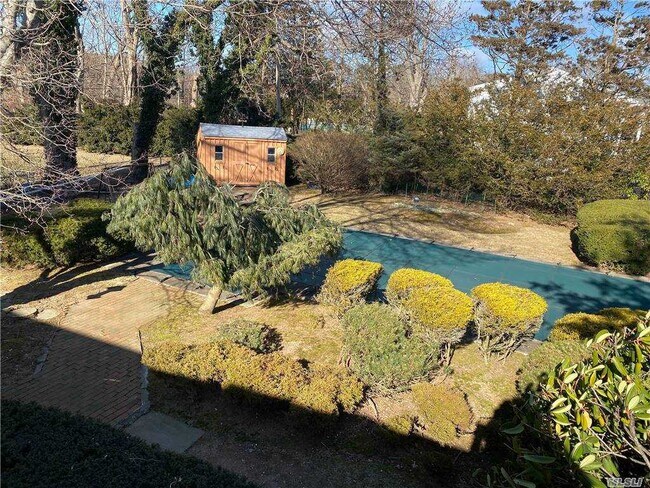 Building Photo - 5 Don Way