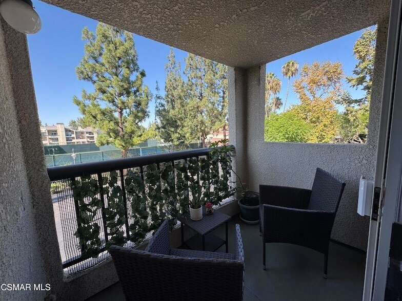 Foto del edificio - 5530 Owensmouth Ave
