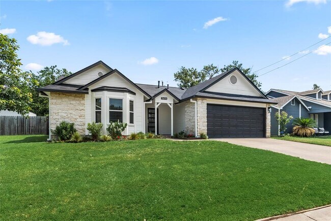 Building Photo - 5606 Honey Dew Terrace