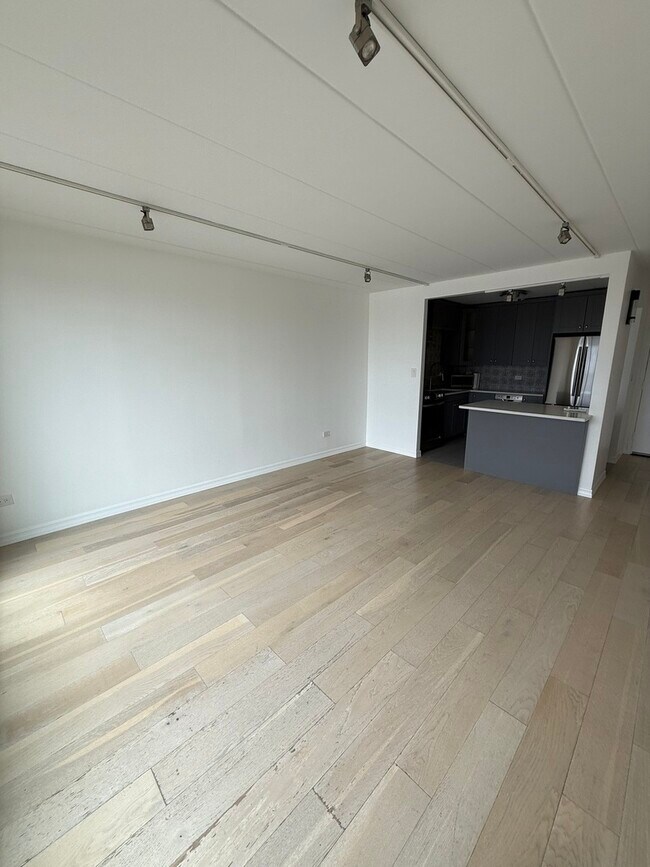 Foto del edificio - 9128 W Terrace Dr