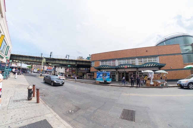 Foto del edificio - 1550 Myrtle Ave