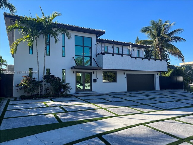 Foto del edificio - 13300 Biscayne Bay Terrace