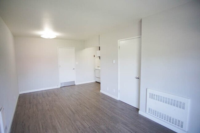 Foto del edificio - John's Landing: Mid-Century Studio w/ Walk...