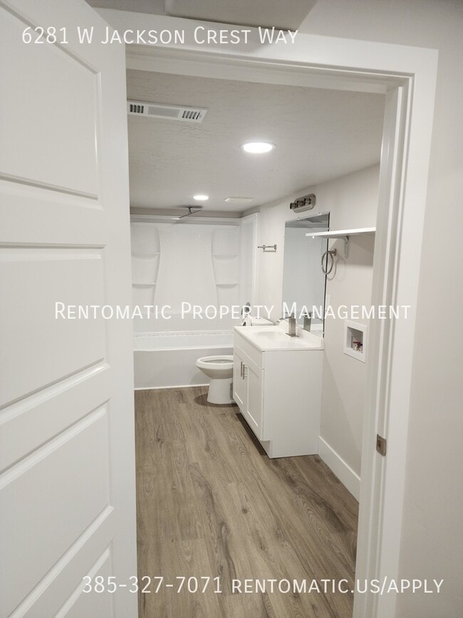 Foto del edificio - 6281 W Jackson Crst Wy