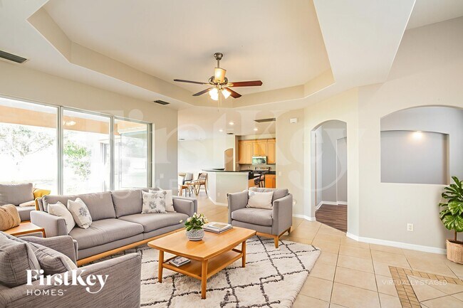 Foto del edificio - 2081 Nuremberg Blvd