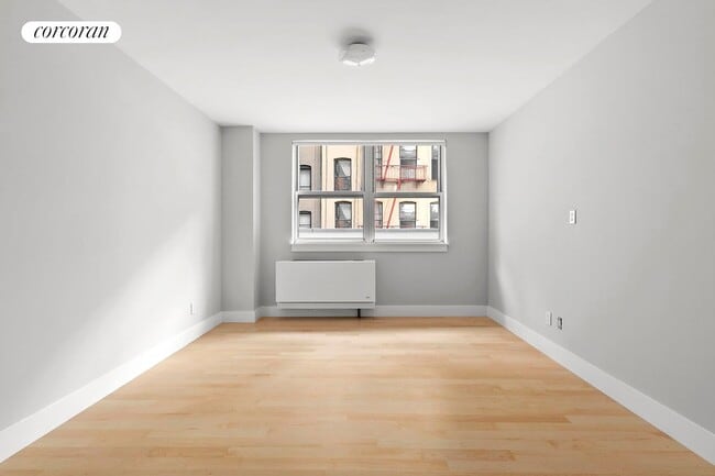 Building Photo - 50 Orchard St