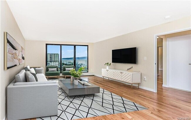 Foto del edificio - 1155 Warburton Ave