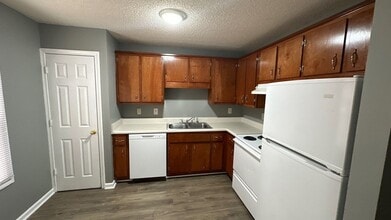 Building Photo - 2817 Cobalt Dr