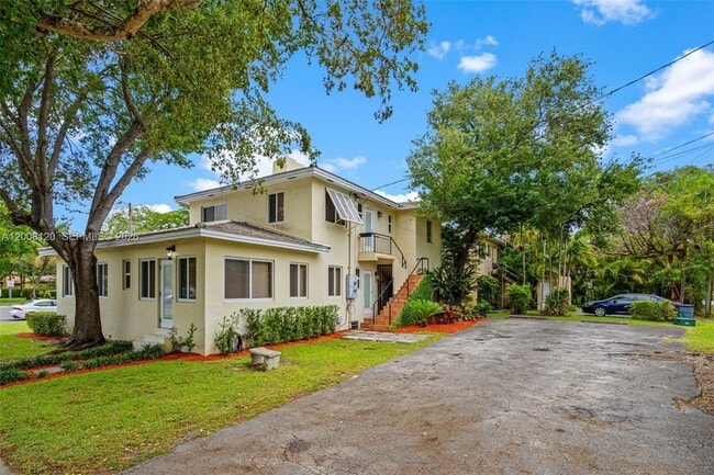 Building Photo - 3500 Ponce de Leon Blvd