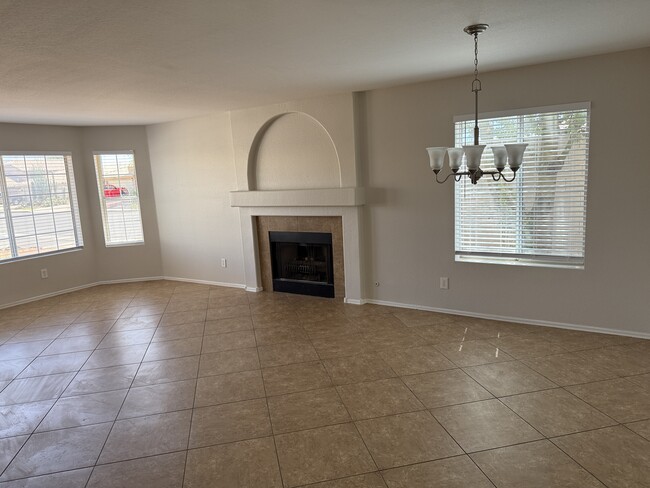 Building Photo - 8460 W Aster Dr