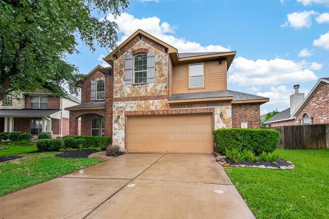 Building Photo - 2510 Shady Falls Ln
