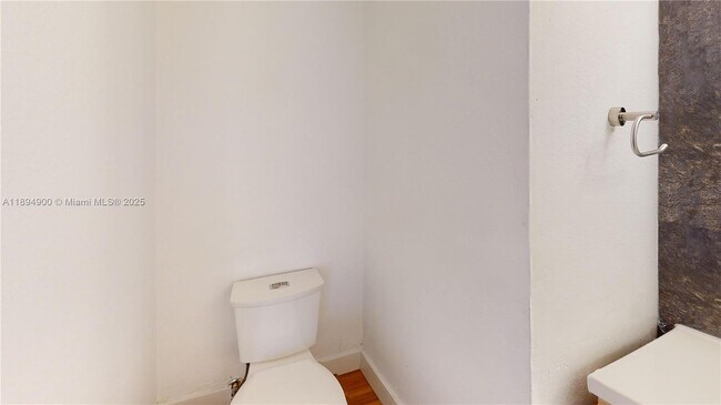 Foto del edificio - 5517 Wiley St