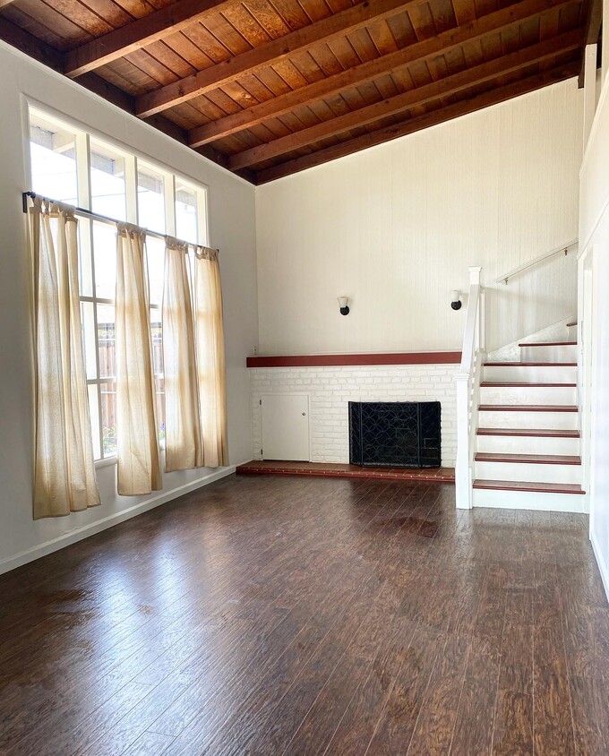 Foto principal - 2551 27th Street