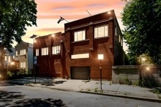 Building Photo - 1742 N Mozart St