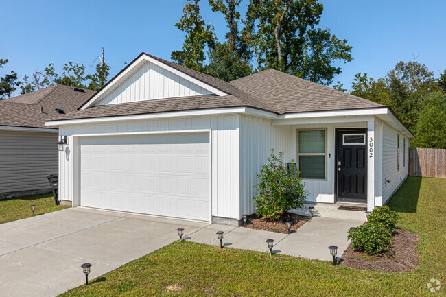 Building Photo - Villas at Oak Bend - Home Rentals