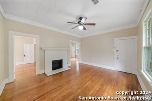 Building Photo - 422 W Mistletoe Ave