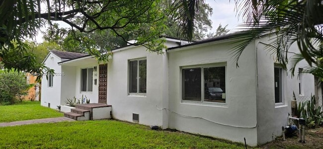 Foto del edificio - 142 NW 98th St