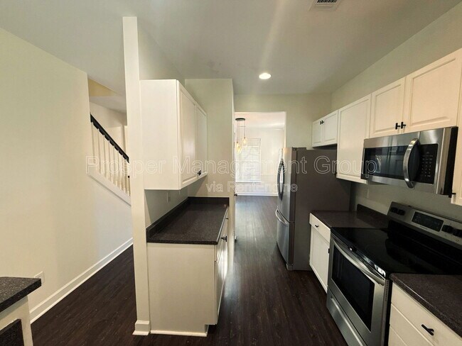 Foto del edificio - 2843 Sweetleaf Ln