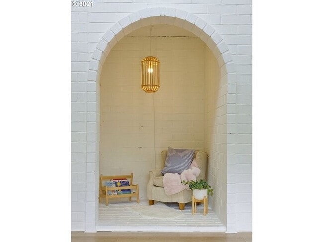 Building Photo - 1641 NW 31st Ave