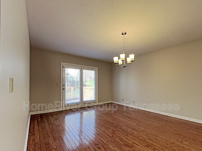 Building Photo - 2324 Peak Hill Cove