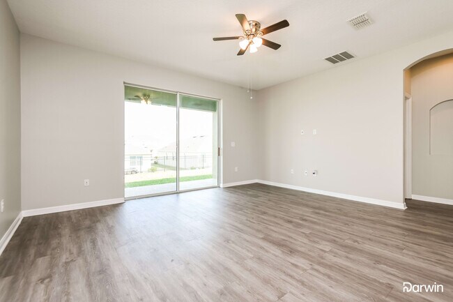 Building Photo - 444 Aragosa Drive, Davenport, FL 33837
