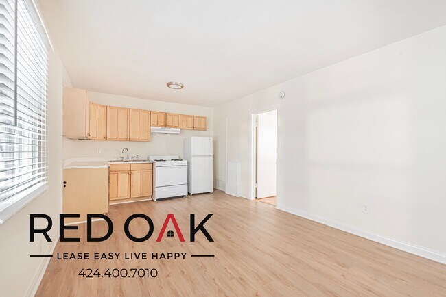 Foto del edificio - 615 N Rossmore Ave