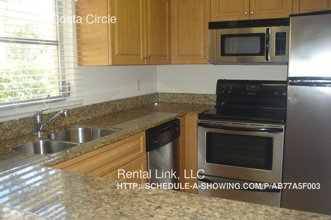 Building Photo - 930 La Costa Cir