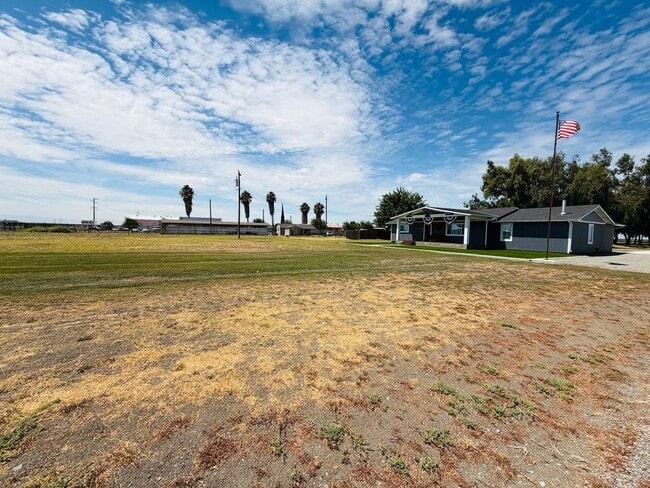 Building Photo - 11520 State Highway 152
