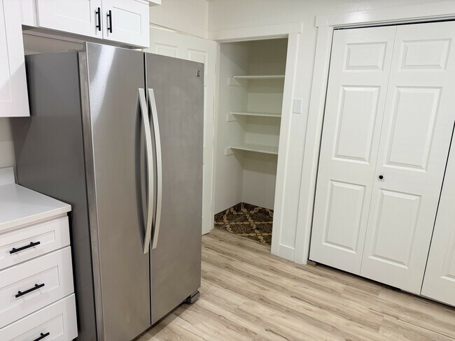 Foto del edificio - 208 Ogden Canyon Rd