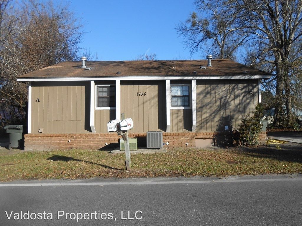 Primary Photo - 1734 Poplar St