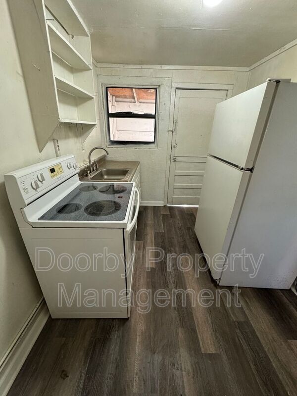 Building Photo - 417 N Hawthorne St