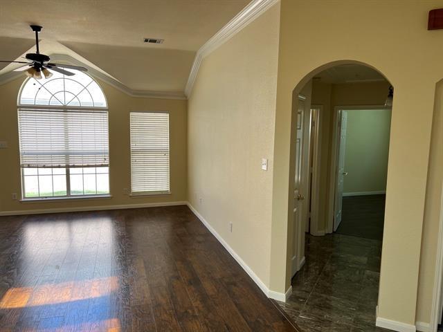 Foto del edificio - 3013 Foxhollow Dr