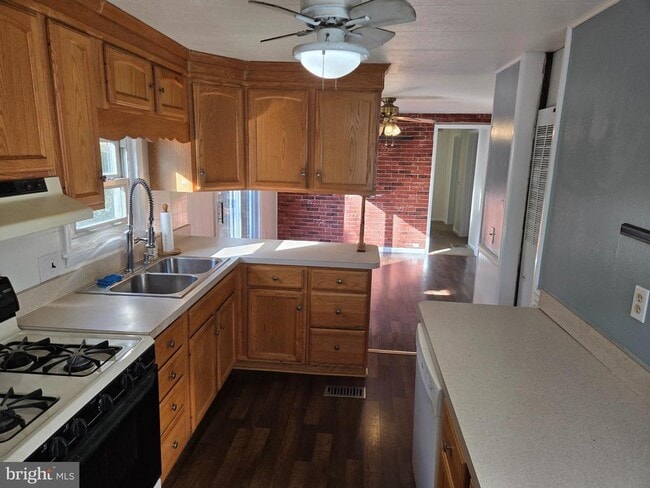 Foto del edificio - 1207 Deer Creek Church Rd